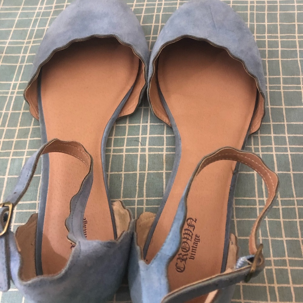 Women’s flats